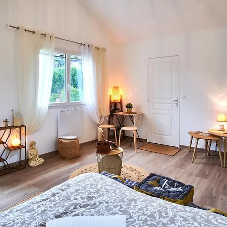 Just Be Apartment