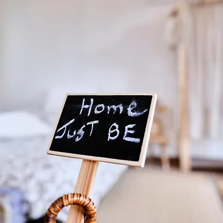 Just Be Apartment *